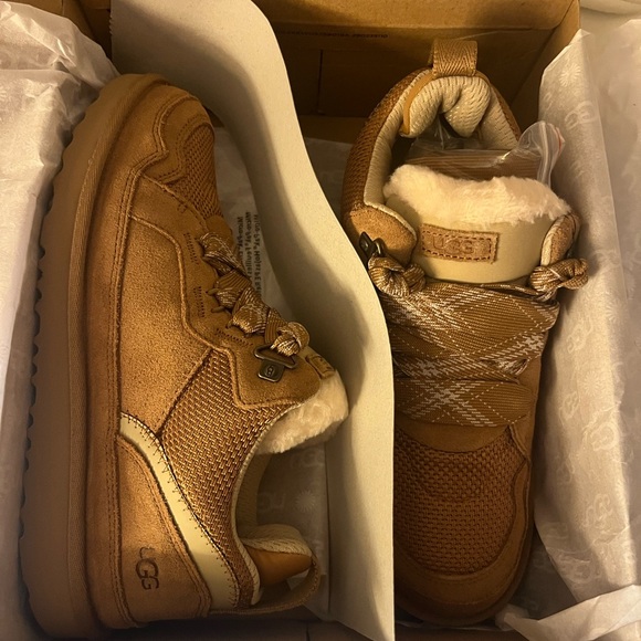 UGG Kids' Brown Sneakers with Shearling Lining - Picture 1 of 7